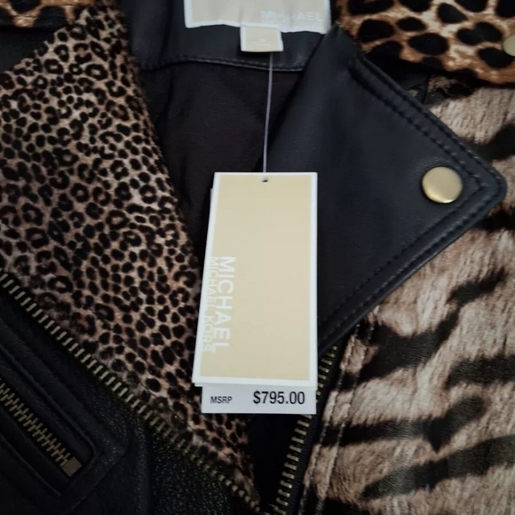 Michael Kors Leather Belt Jacket Chettah Animal Print Fur Studded Biker Jacket - Picture 3 of 16